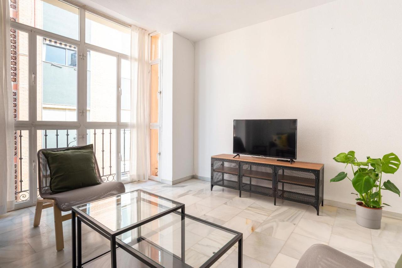 Appartement Lu&Cia Central Station 2 Parking Free à Málaga Extérieur photo