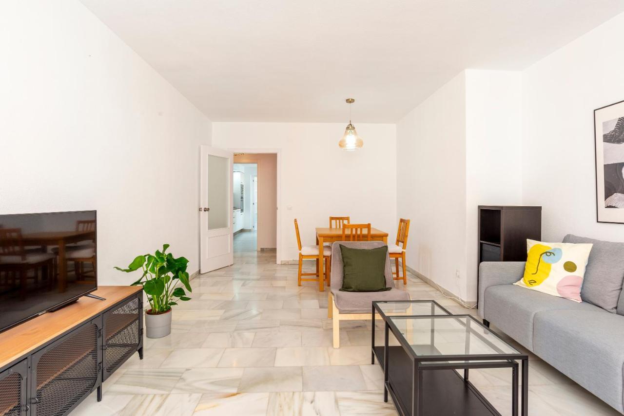 Appartement Lu&Cia Central Station 2 Parking Free à Málaga Extérieur photo